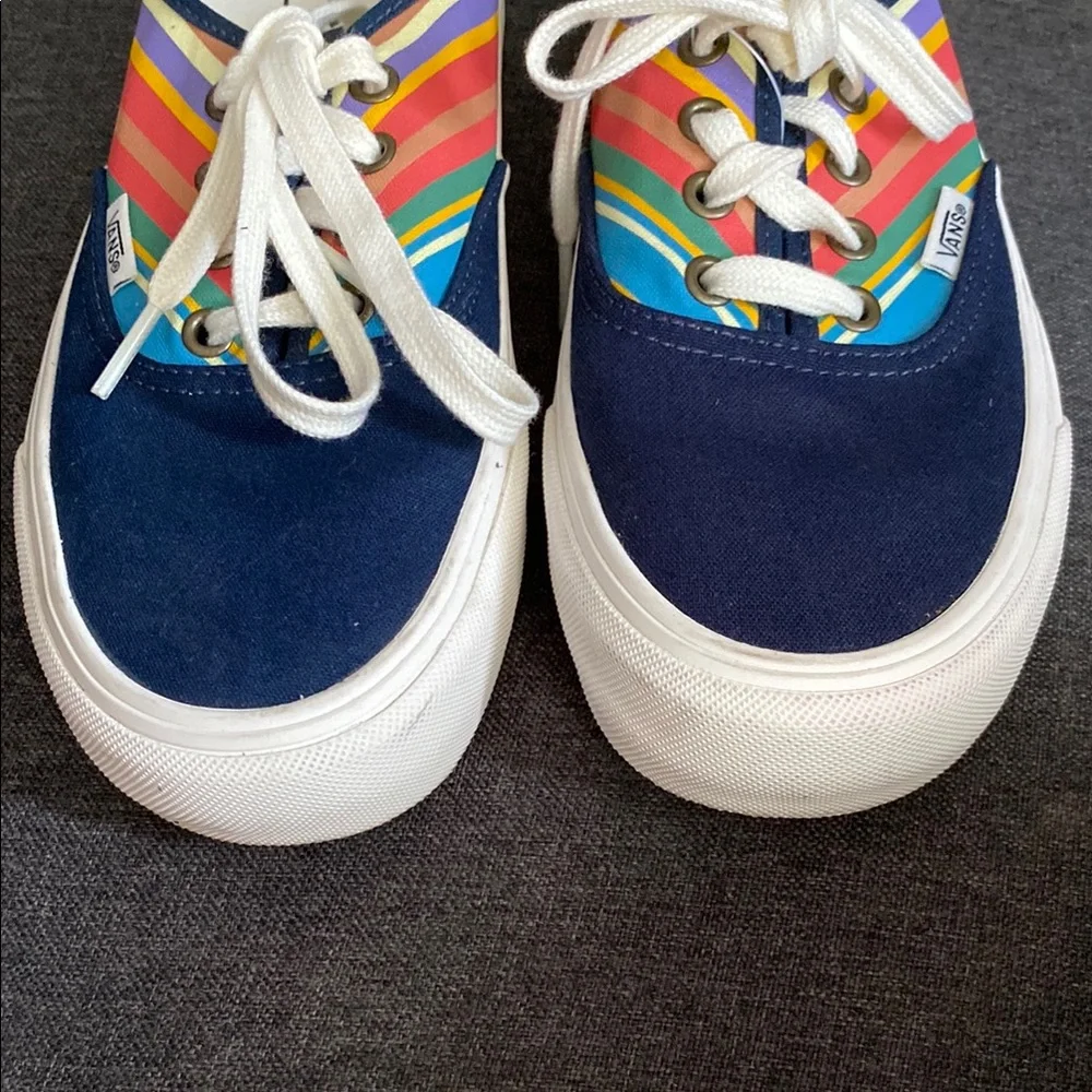 Vans Navy and Rainbow Stripe Sneakers women’s size 7.5 - Picture 3 of 13